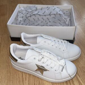 NWT White Sneakers with Gold Accents